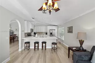 2754 SW 183rd Ave, Miramar, FL 33029 - Photo 9