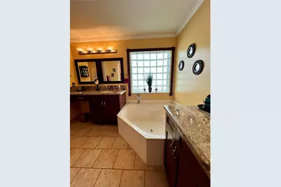 2754 SW 183rd Ave, Miramar, FL 33029 - Photo 17