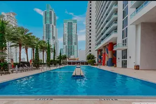 50 Biscayne Blvd, Miami, FL 33132 - Photo 9