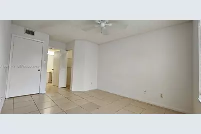 990 Coral Club Dr #990, Coral Springs, FL 33071 - Photo 15