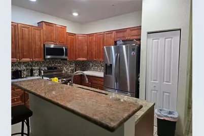 146 SW 7th Ct, Pompano Beach, FL 33060 - Photo 7