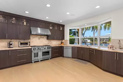 600 SE 28th Ave, Pompano Beach, FL 33062 - Photo 9