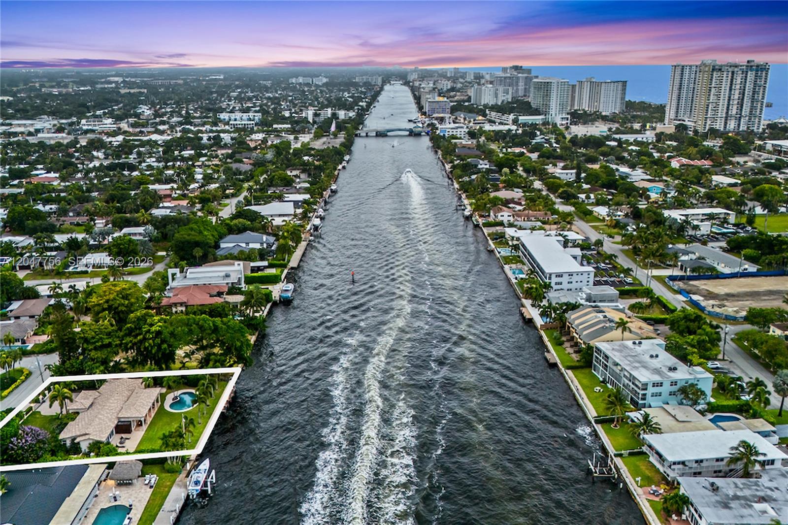 600 SE 28th Ave - 600 SE 28th Ave, Pompano Beach, FL 33062 Luxury Property | Jose Angel Pina