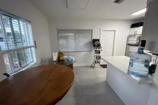 227 SW 22nd Ave, Fort Lauderdale, FL 33312 - Photo 3