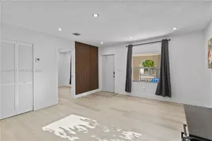 171 W 13th St, Hialeah, FL 33010 - Photo 9