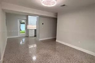 10555 SW 32nd St, Miami, FL 33165 - Photo 15