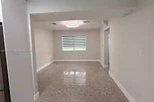 10555 SW 32nd St, Miami, FL 33165 - Photo 13