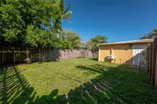 2621 SW 12th Terrace, Fort Lauderdale, FL 33315 - Photo 11