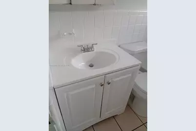 1420 NE 171st St #2, North Miami Beach, FL 33162 - Photo 7