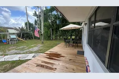 3000 N 72nd Way, Hollywood, FL 33024 - Photo 9