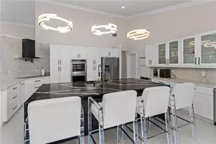 1530 W Lacosta Dr W, Pembroke Pines, FL 33027 - Photo 13