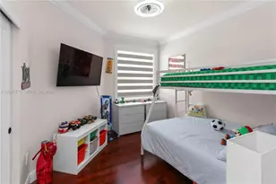 1530 W Lacosta Dr W, Pembroke Pines, FL 33027 - Photo 23