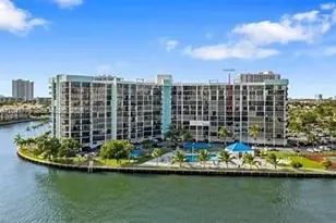 200 Leslie Dr, Hallandale Beach, FL 33009 - Photo 15