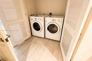 4010 S Ocean Dr, Hollywood, FL 33019 - Photo 23