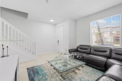 9133 SW 227th St #8, Cutler Bay, FL 33190 - Photo 5