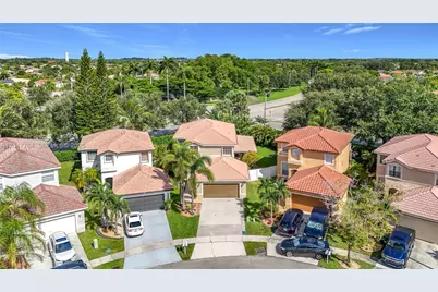 3128 SW 177th Ave, Miramar, FL 33029 - Photo 5