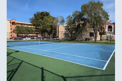 10237 NW 9th Street Cir #202-4, Miami, FL 33172 - Photo 3