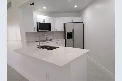 10237 NW 9th Street Cir #202-4, Miami, FL 33172 - Photo 5