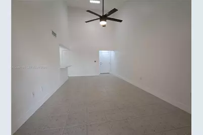 10237 NW 9th Street Cir #202-4, Miami, FL 33172 - Photo 7