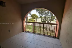 10237 NW 9th Street Circle, Miami, FL 33172 - Photo 15
