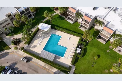 220 Lakeview Dr #210, Weston, FL 33326 - Photo 35