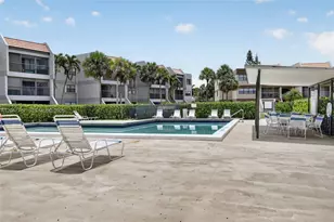 220 Lakeview Dr, Weston, FL 33326 - Photo 39