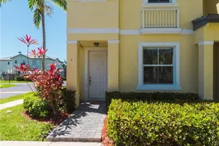 3065 SE 1st Dr, Homestead, FL 33033 - Photo 3