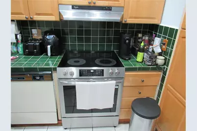 11530 NW 87th Ct, Hialeah Gardens, FL 33018 - Photo 7