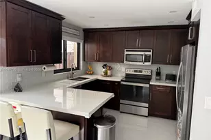 10171 SW 137th Ct, Miami, FL 33186 - Photo 9
