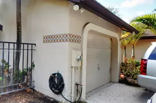 10171 SW 137th Ct, Miami, FL 33186 - Photo 3
