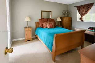 4700 NW 35th St, Lauderdale Lakes, FL 33319 - Photo 11