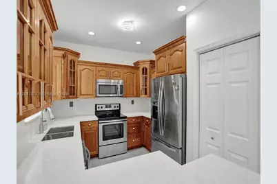10813 NW 51st Ln #10813, Doral, FL 33178 - Photo 7