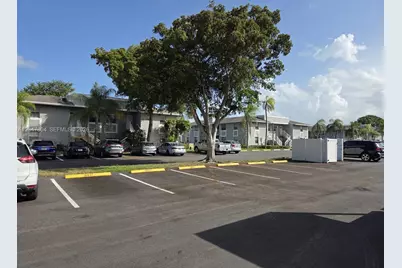 479 NE 210th Cir Ter #101-28, Miami, FL 33179 - Photo 9