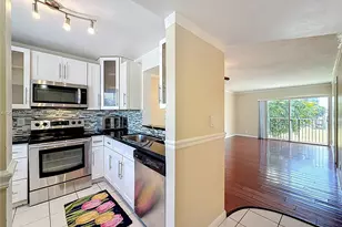 8740 N North Sherman Circle, Miramar, FL 33025 - Photo 3