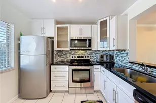 8740 N North Sherman Circle, Miramar, FL 33025 - Photo 5