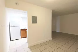 1265 W 24th St, Hialeah, FL 33010 - Photo 9