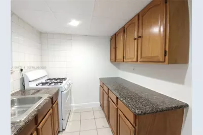 1265 W 24th St #108, Hialeah, FL 33010 - Photo 17