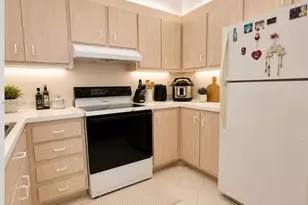 301 N Pine Island Rd, Plantation, FL 33324 - Photo 5