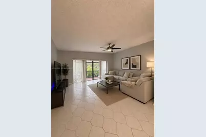 301 N Pine Island Rd #220, Plantation, FL 33324 - Photo 7