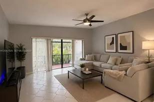 301 N Pine Island Rd, Plantation, FL 33324 - Photo 7