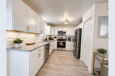 2205 Jo Haywood Dr, Fort Pierce, FL 34946 - Photo 7