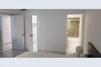 5401 Collins Ave #311, Miami Beach, FL 33140 - Photo 15