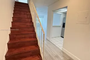 9367 Fontainebleau Blvd, Miami, FL 33172 - Photo 11