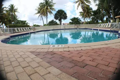 9367 Fontainebleau Blvd #G201, Miami, FL 33172 - Photo 17