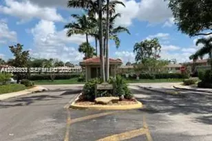 10116 Twin Lakes Dr, Coral Springs, FL 33071 - Photo 1