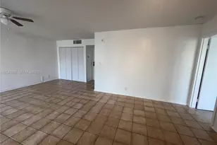 17011 N Bay Rd, Sunny Isles Beach, FL 33160 - Photo 5