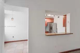 4990 NW 97th Pl, Doral, FL 33178 - Photo 9