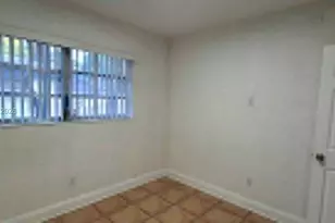 7851 Dunham Blvd, Miami, FL 33138 - Photo 17