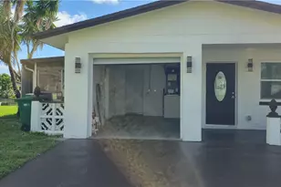 4404 NW 46th Way, Tamarac, FL 33319 - Photo 3