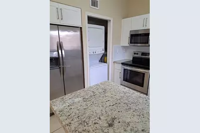17318 NW 74th Ave #202, Hialeah, FL 33015 - Photo 3